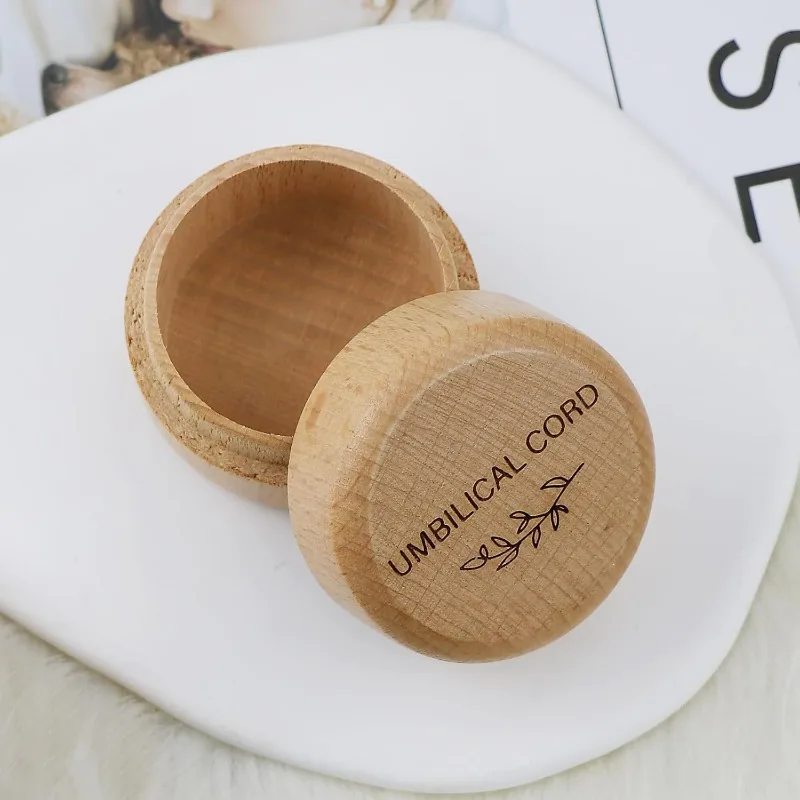 Houten baby navelstrengdoosje, - Baby Keepsake Box recensie en prijs